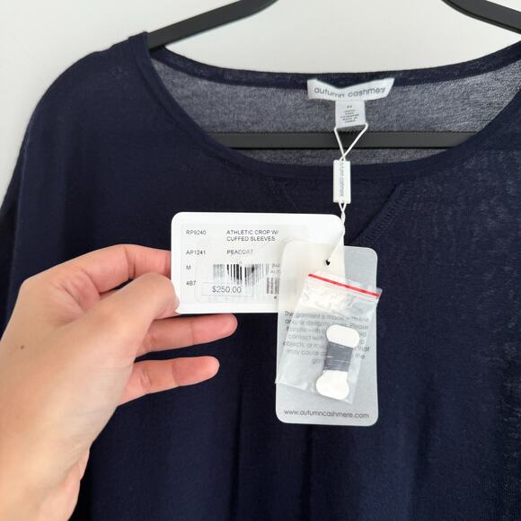 Autumn Cashmere Top Medium Navy Lagenlook Crop Lightweight Sweater Quiet Luxury - Picture 4 of 10